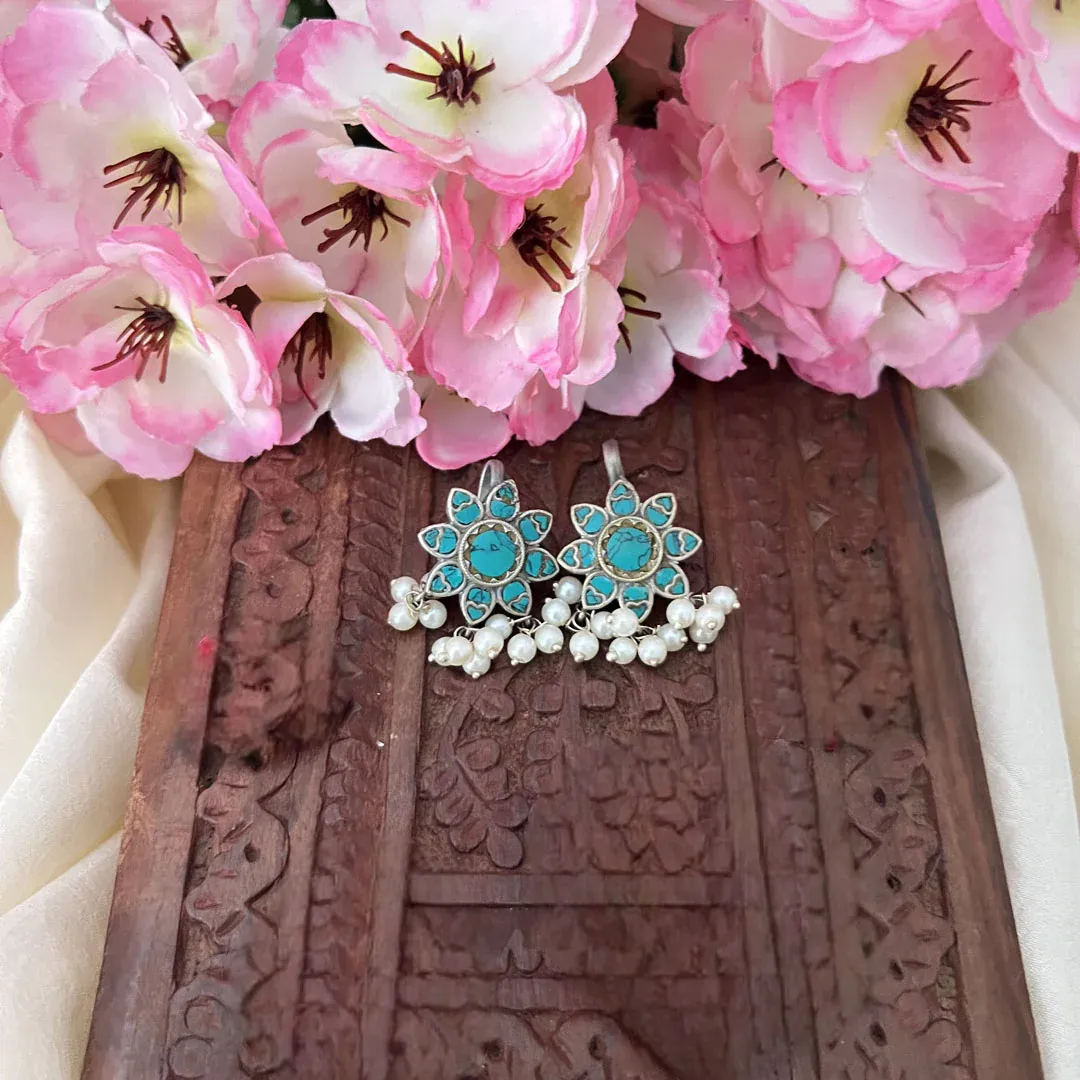 Floral Maharashtrian Style Press Bugadi - Firosa White Beads